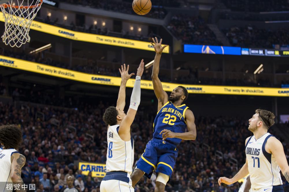 坚决贯彻执 坚决贯彻执