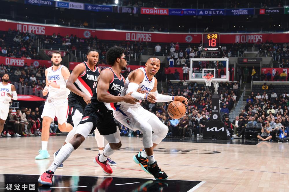 际舞台上再 际舞台上再